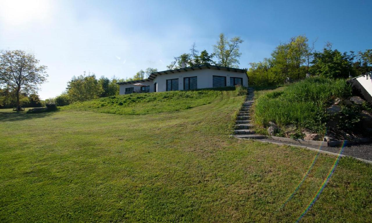 Ferienhaus Wellness - Vodni Nadrz Slapy - 40km Od Prahy